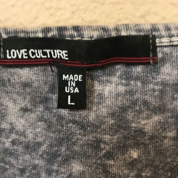 ❤️Love  Culture Crop Top - Picture 2 of 4